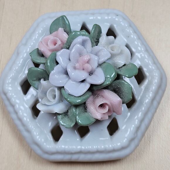 Trinket Box Hexagon Floral topped  Reticulated Porcelain White Pastel Flowers - Picture 3 of 7